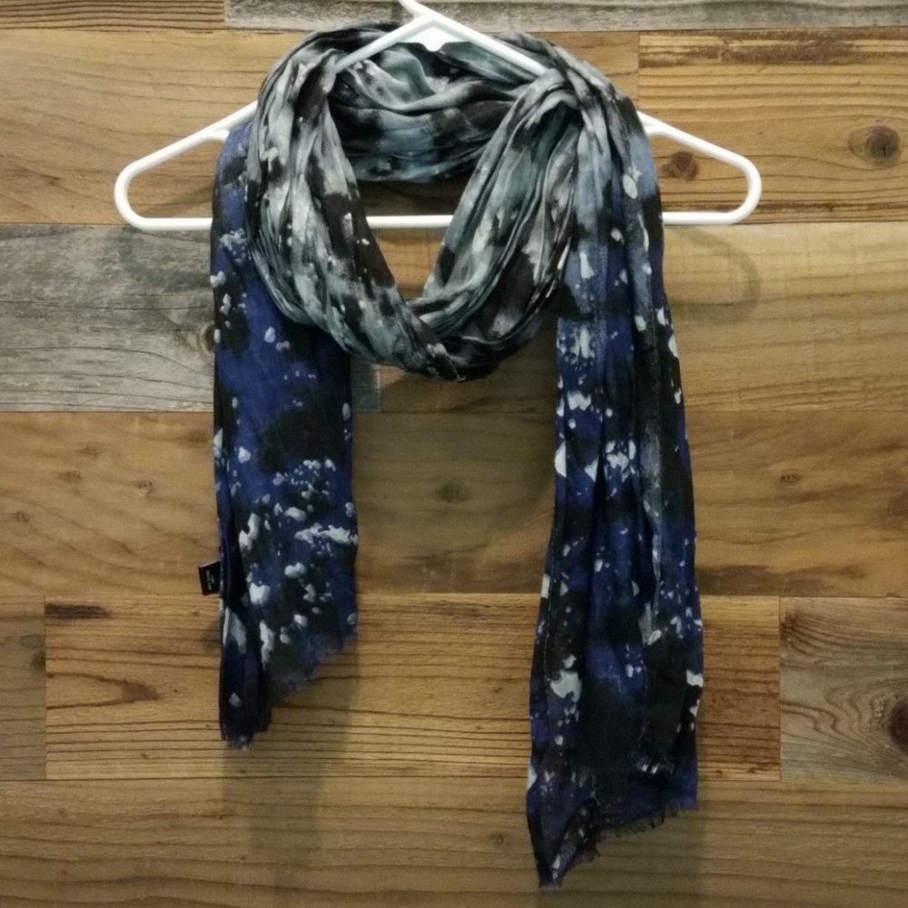 Blue and Gray Lightweight Scarf